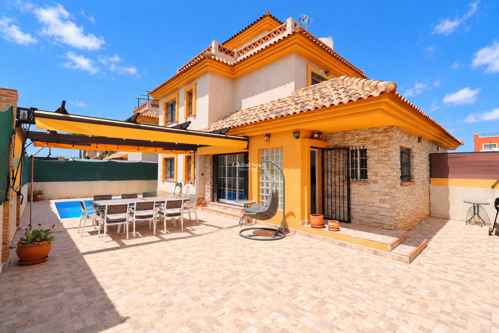 Revente - MAISON -
LOS MONTESINOS - La Herrada