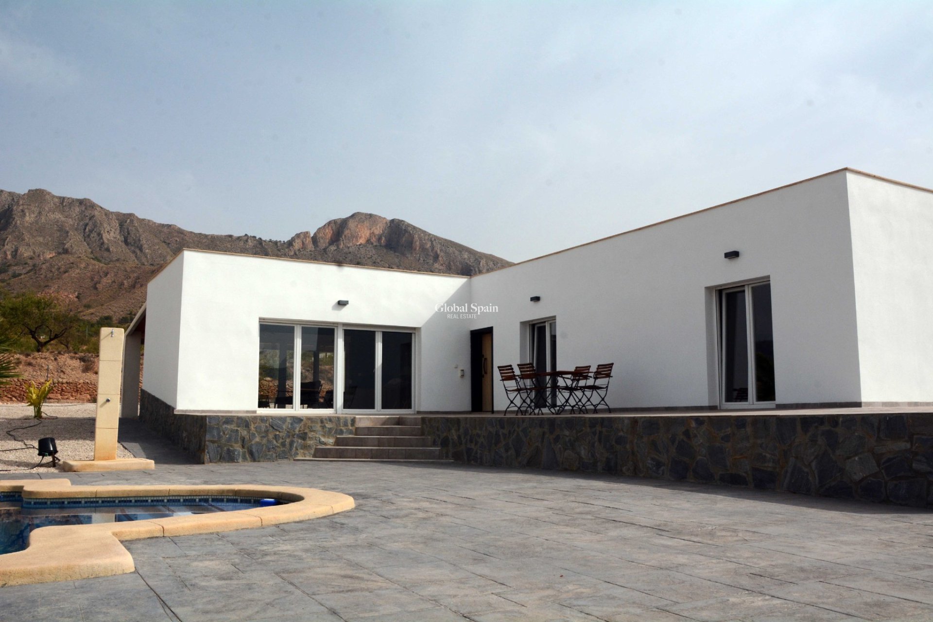 Revente - MAISON -
MACISVENDA - Inland