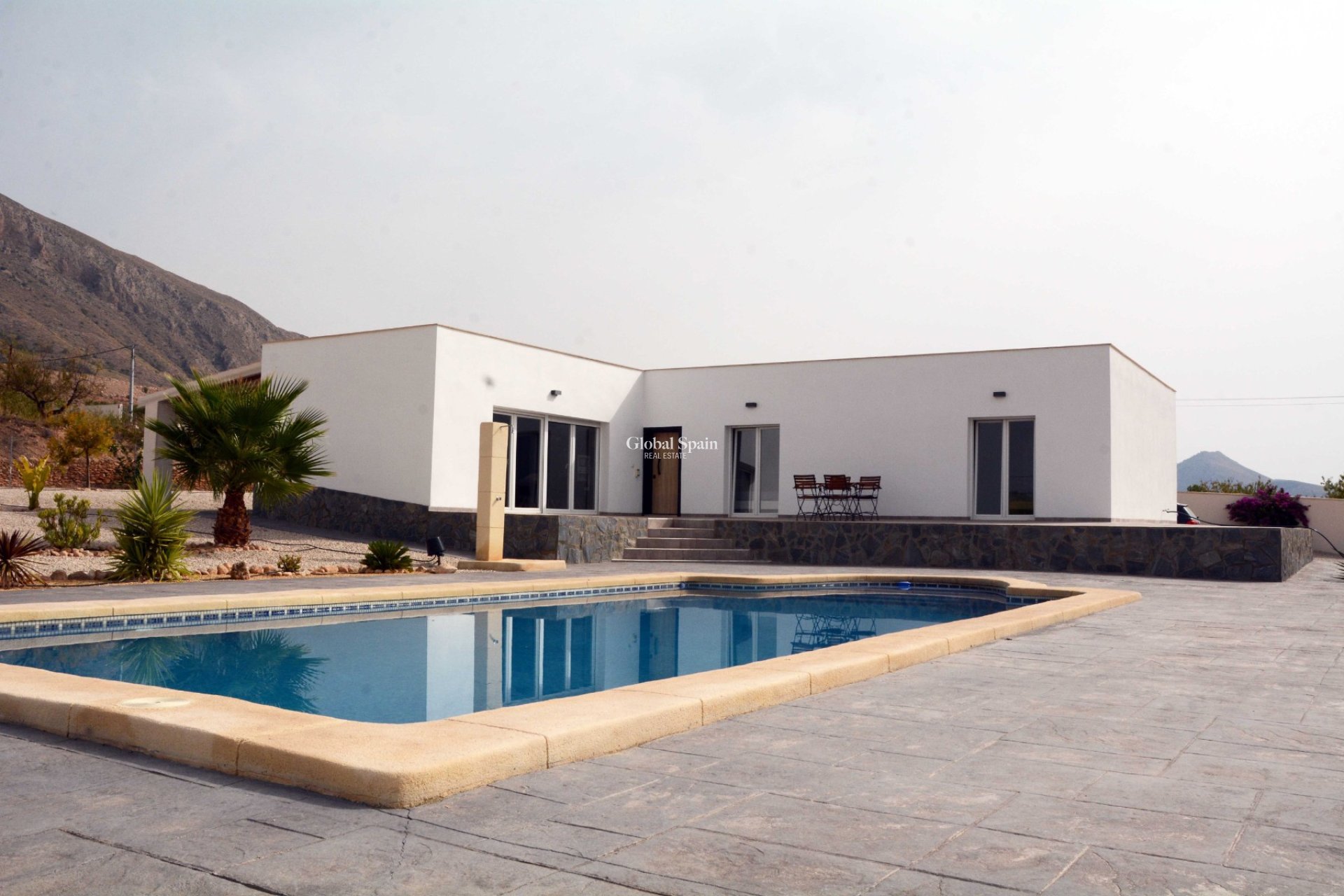 Revente - MAISON -
MACISVENDA - Inland