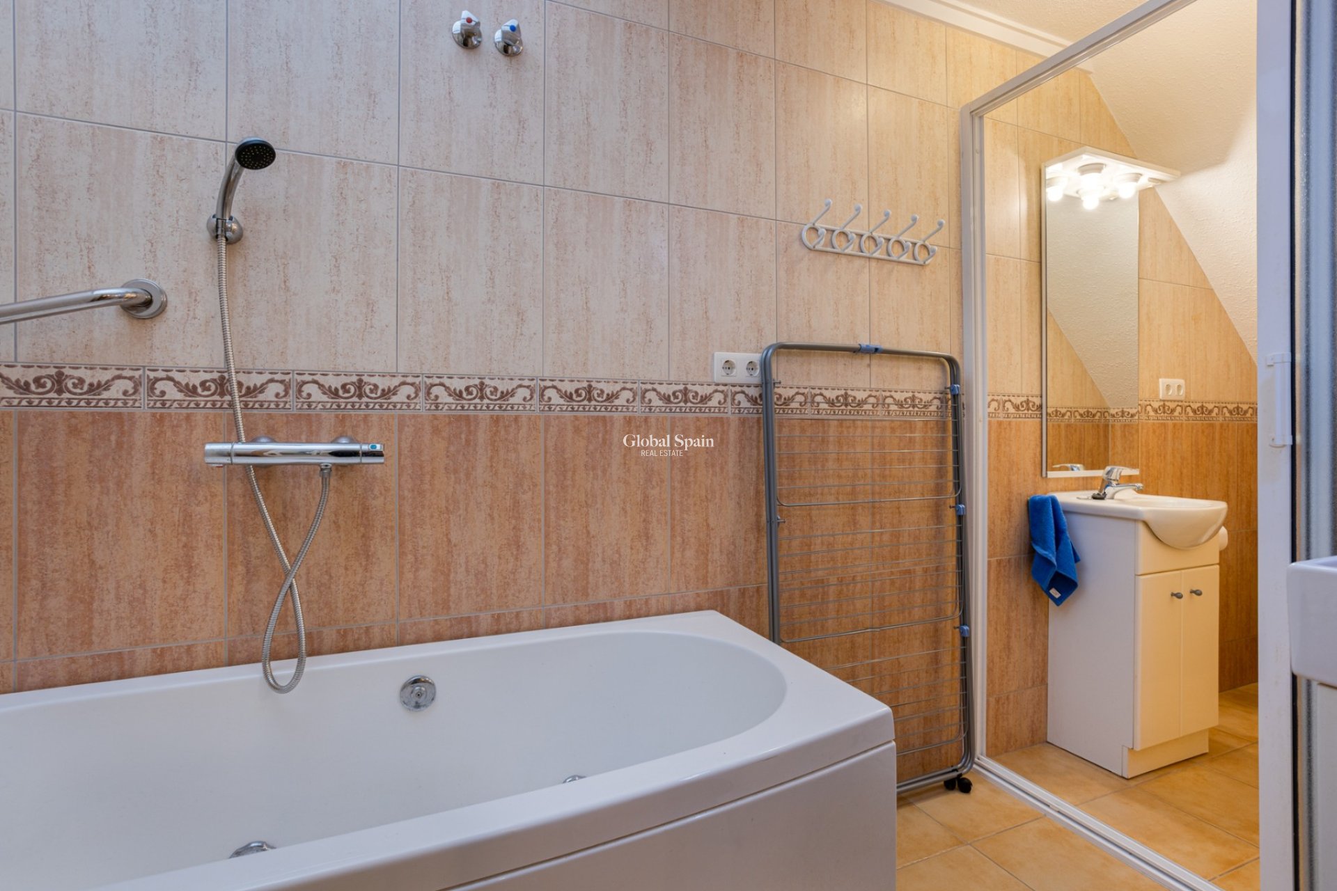 Revente - Maison mitoyenne / Maison de ville -
TORREVIEJA - La Siesta