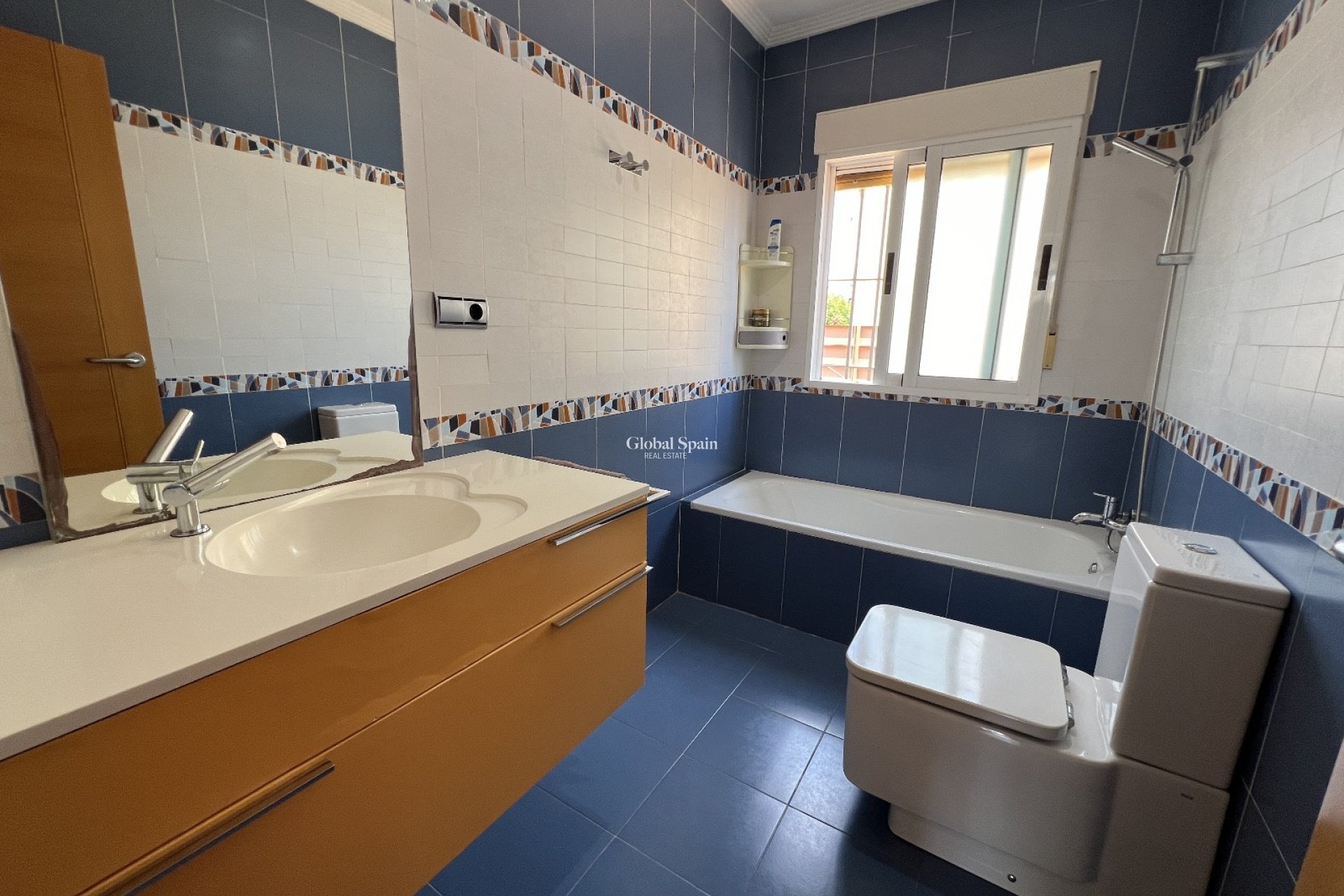 Revente - Maison mitoyenne -
TORREVIEJA - Costa Blanca Sur