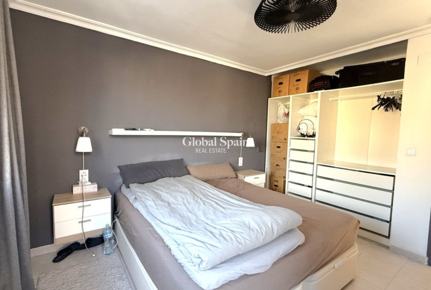 Revente - Maison mitoyenne -
TORREVIEJA - Costa Blanca Sur