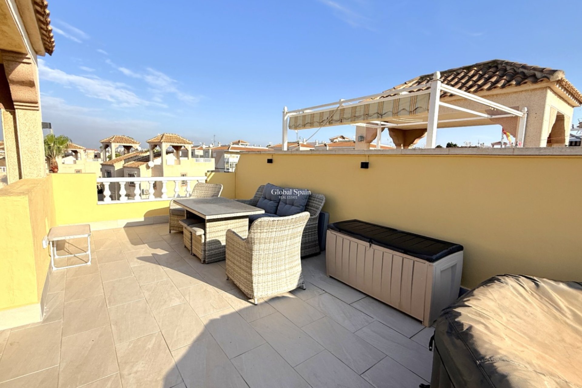 Revente - Maison mitoyenne -
TORREVIEJA - Costa Blanca Sur