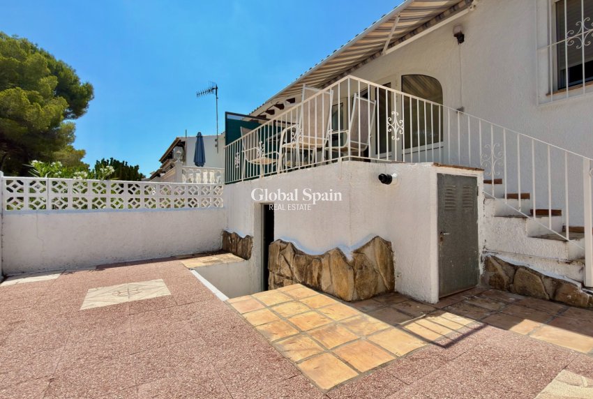 Revente - MAISON -
MORAIRA_TEULADA - center
