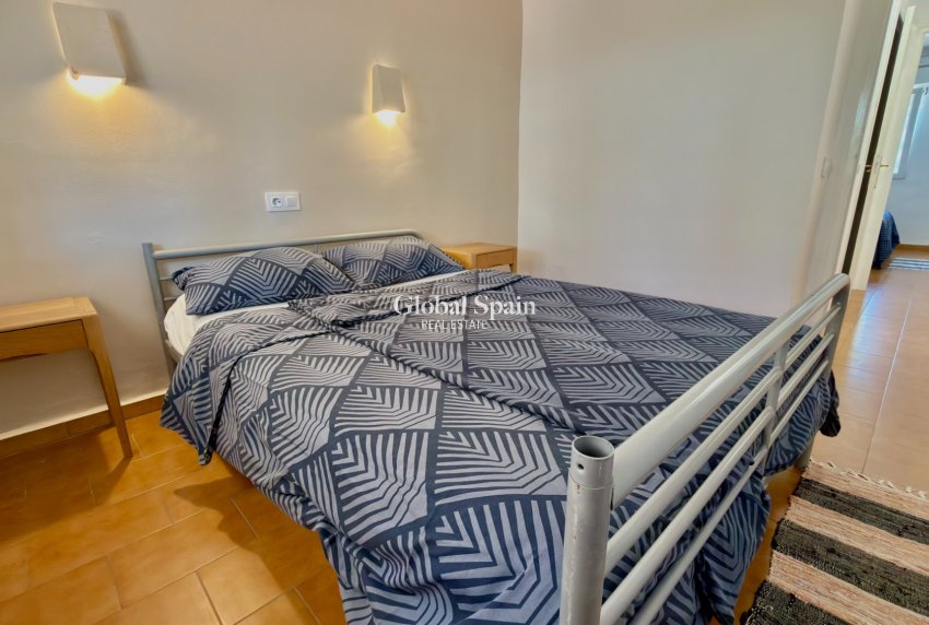 Revente - MAISON -
MORAIRA_TEULADA - center