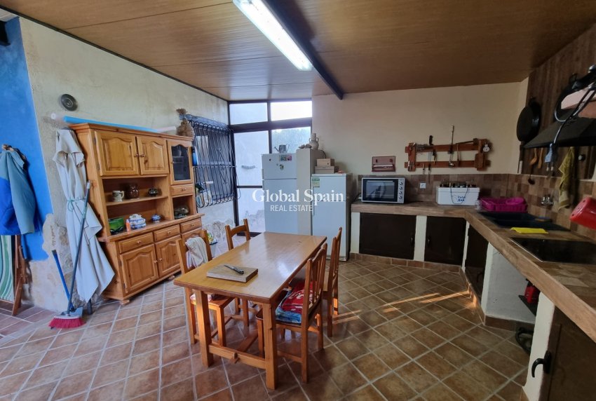 Revente - MAISON -
ORIHUELA - Benferri
