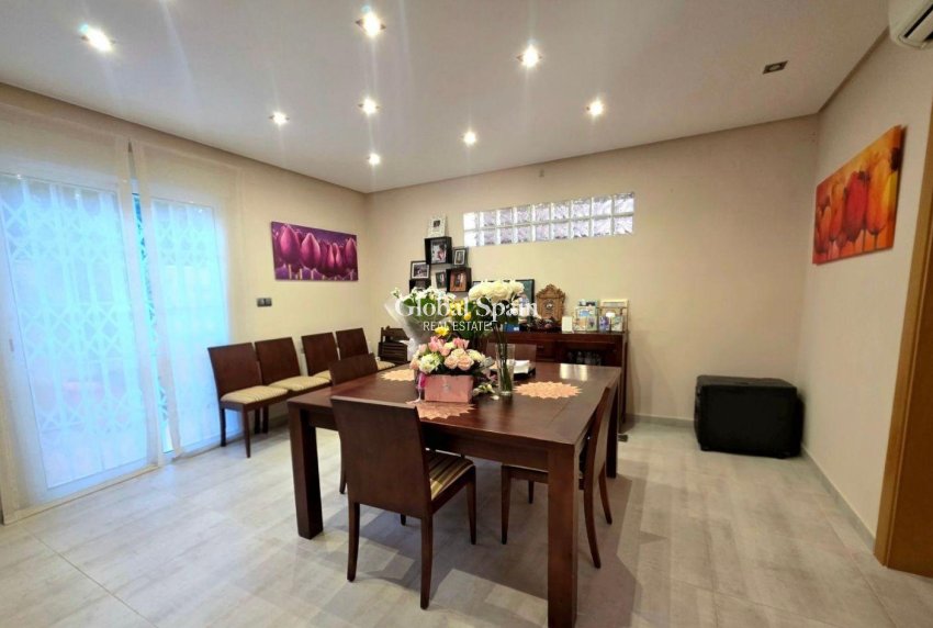 Revente - MAISON -
ORIHUELA COSTA - Altos de campoamor