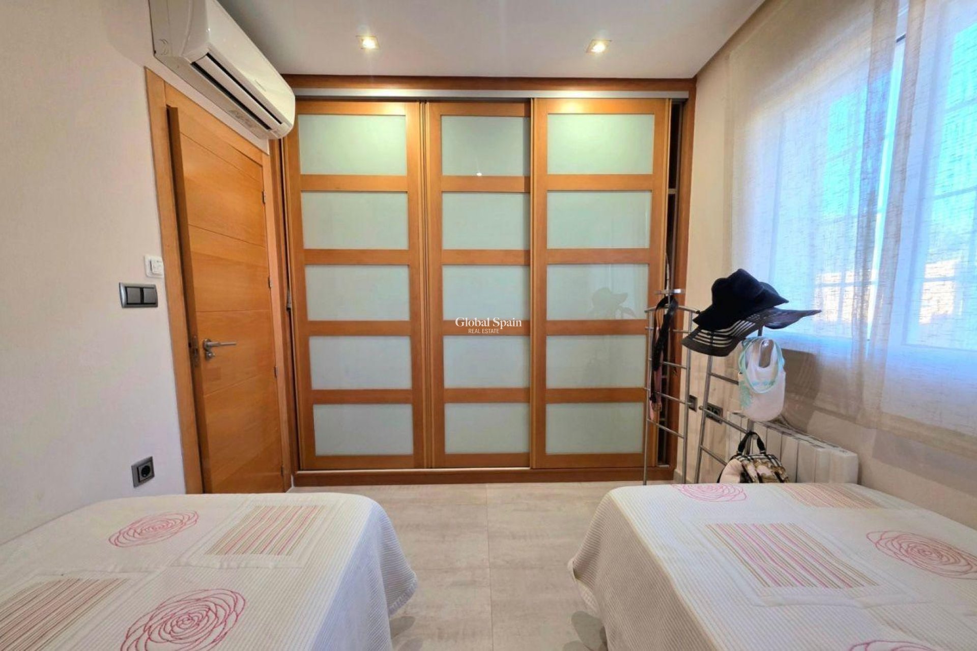 Revente - MAISON -
ORIHUELA COSTA - Altos de campoamor