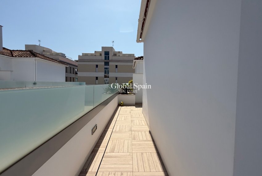 Revente - Maison -
ORIHUELA - Costa Blanca Sur