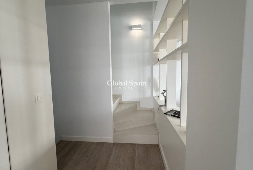 Revente - Maison -
ORIHUELA - Costa Blanca Sur