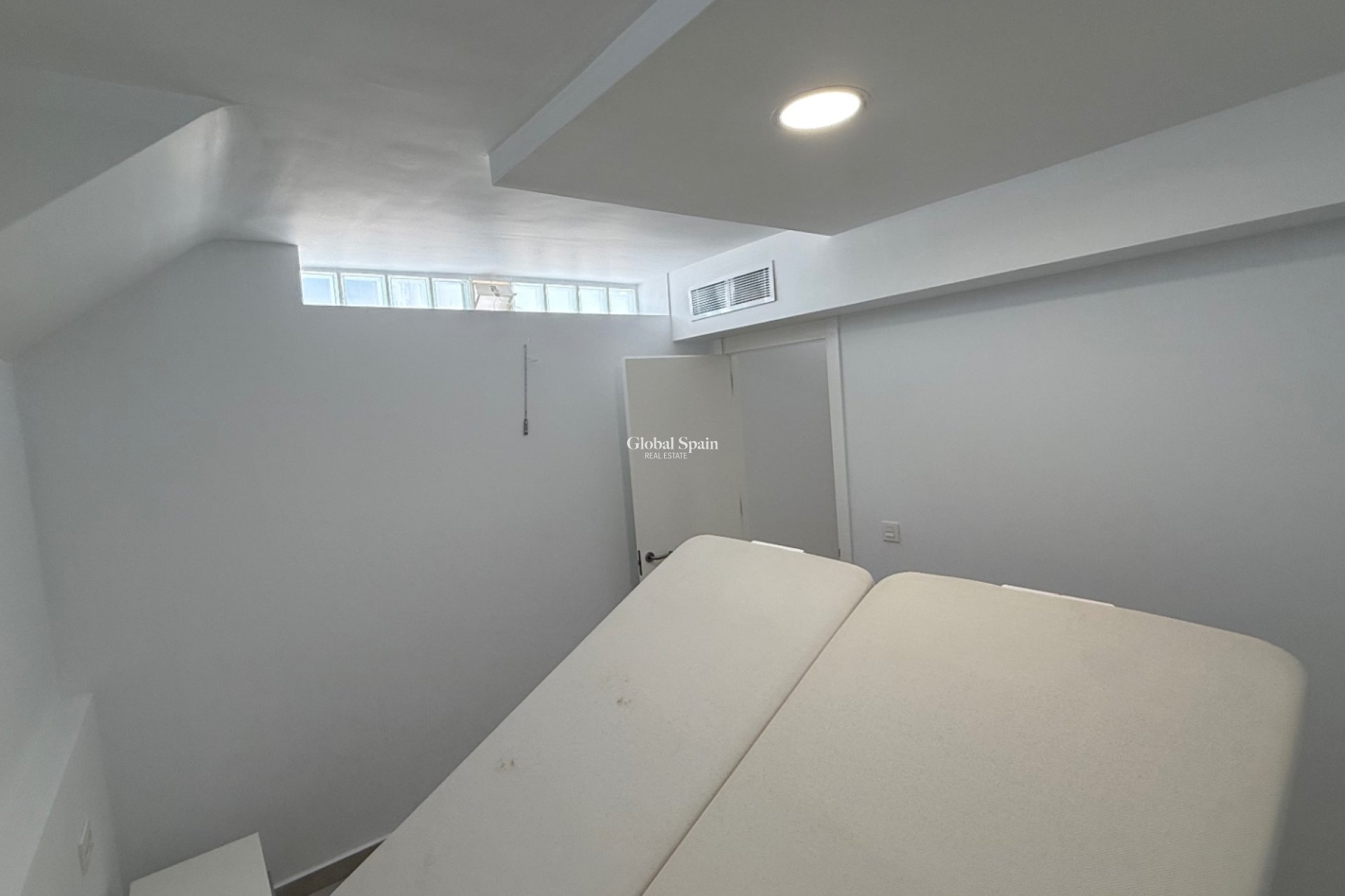 Revente - Maison -
ORIHUELA - Costa Blanca Sur