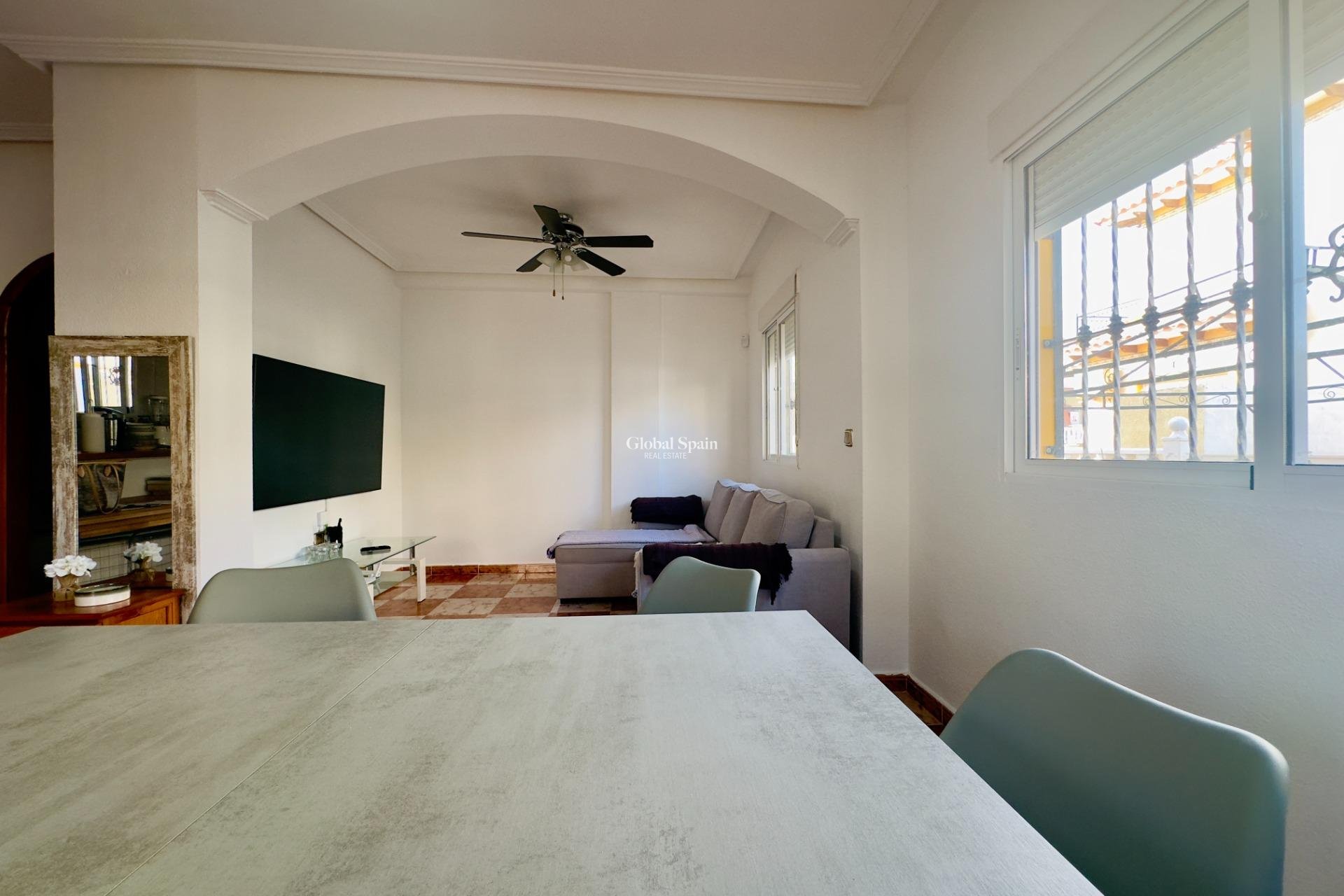 Revente - Maison -
ORIHUELA COSTA - CABO ROIG