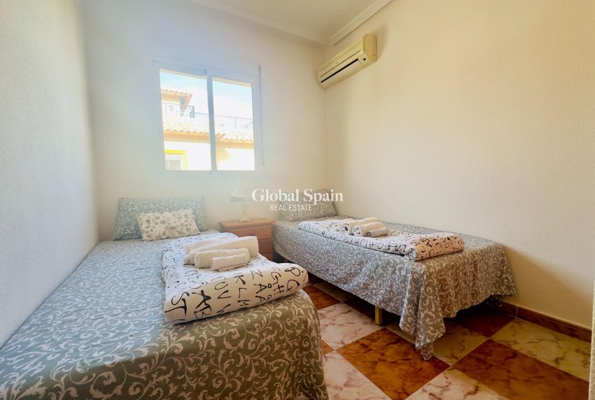 Revente - Maison -
ORIHUELA COSTA - CABO ROIG