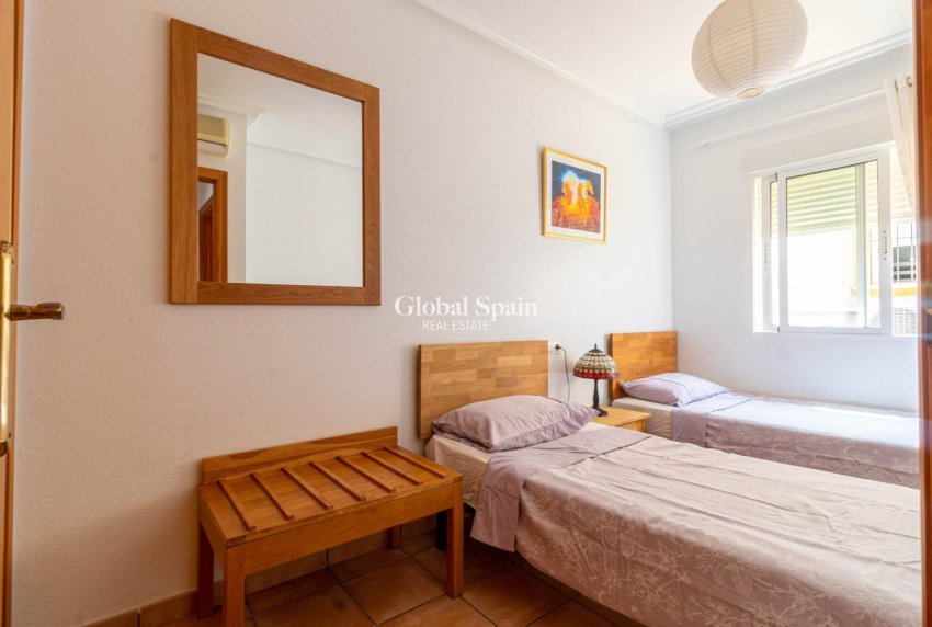 Revente - Maison -
ORIHUELA COSTA - CABO ROIG