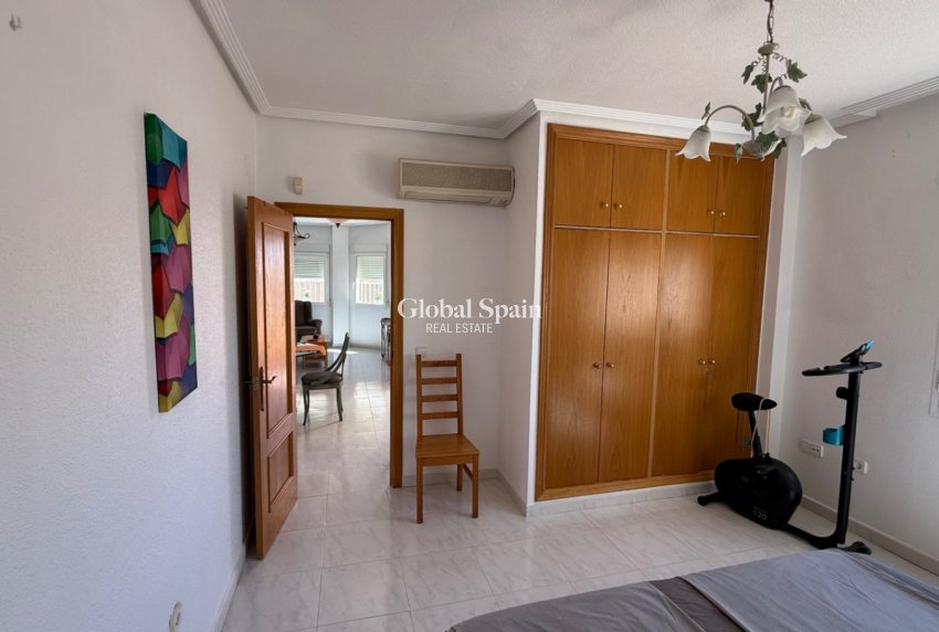 Revente - MAISON -
ORIHUELA COSTA - Costa Blanca Sur