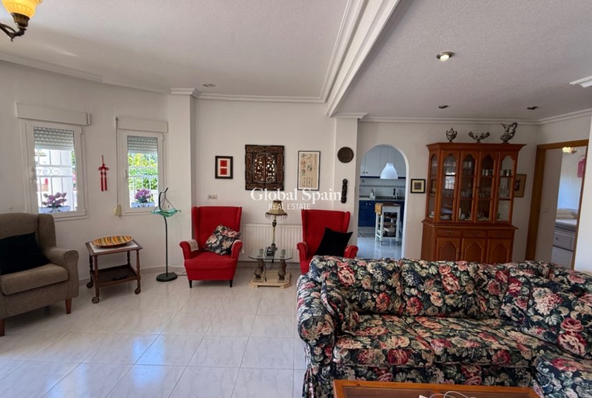 Revente - MAISON -
ORIHUELA COSTA - Costa Blanca Sur