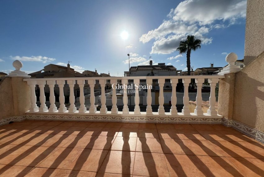 Revente - MAISON -
ORIHUELA COSTA - Costa Blanca
