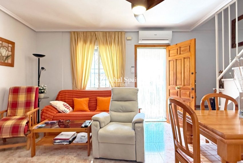 Revente - MAISON -
ORIHUELA COSTA - Costa Blanca