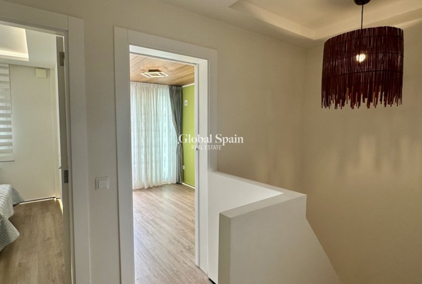 Revente - MAISON -
ORIHUELA COSTA - Costa Blanca