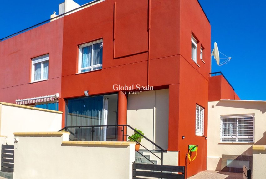 Revente - MAISON -
ORIHUELA COSTA - Costa Blanca