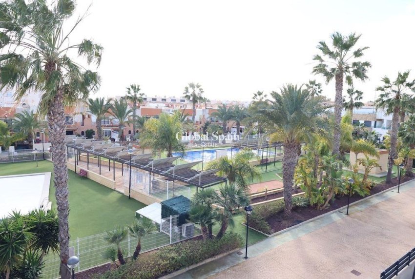 Revente - MAISON -
ORIHUELA COSTA - Costa Blanca