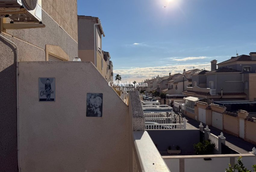 Revente - MAISON -
ORIHUELA COSTA - Costa Blanca