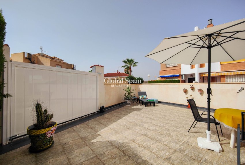 Revente - MAISON -
ORIHUELA COSTA - Costa Blanca