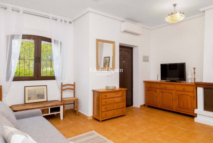 Revente - MAISON -
ORIHUELA COSTA - Costa Blanca