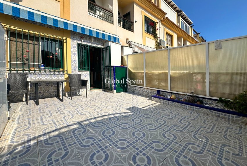 Revente - MAISON -
ORIHUELA COSTA - Costa Blanca