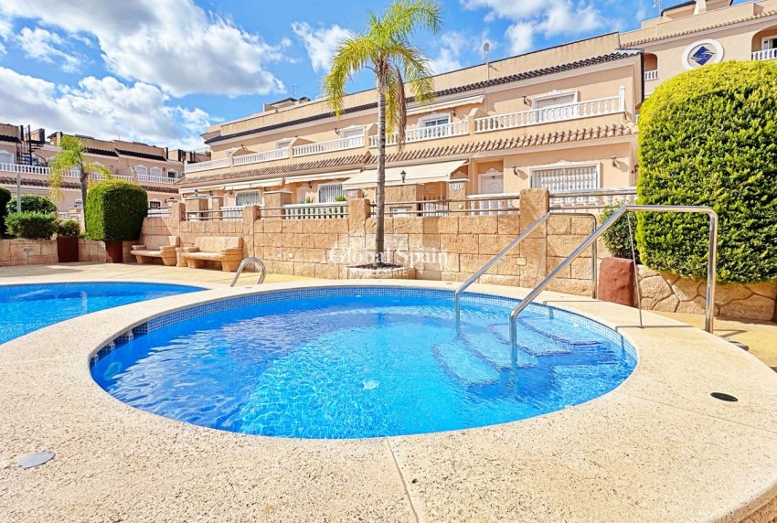 Revente - MAISON -
ORIHUELA COSTA - Costa Blanca