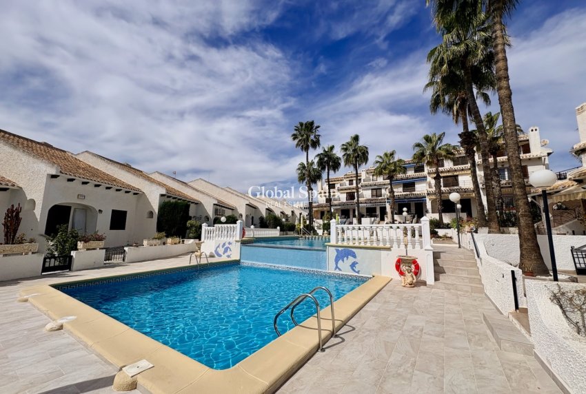 Revente - MAISON -
ORIHUELA COSTA - Costa Blanca