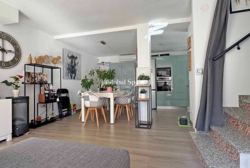 Revente - MAISON -
ORIHUELA COSTA - Costa Blanca