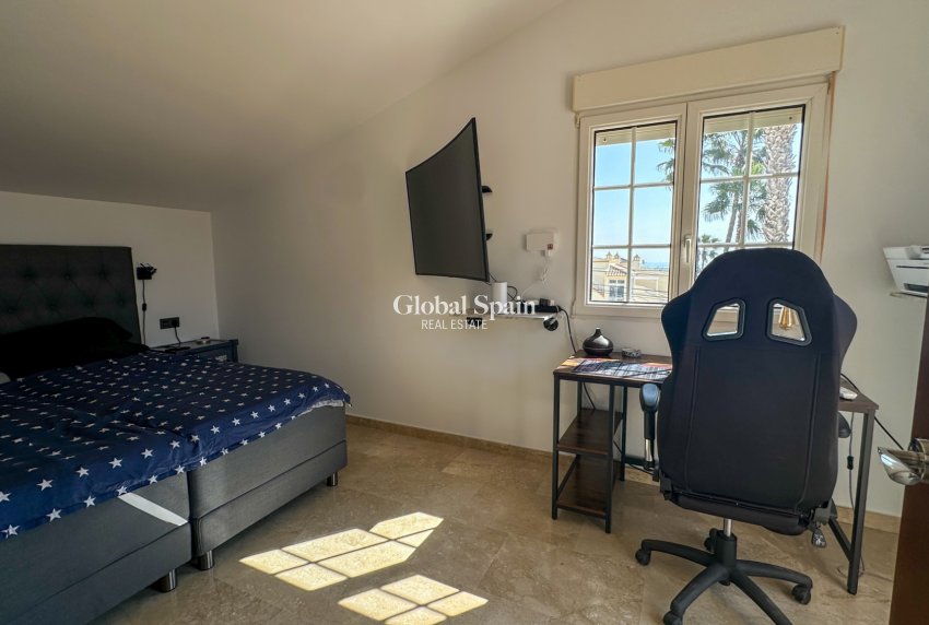 Revente - MAISON -
ORIHUELA COSTA - Costa Blanca