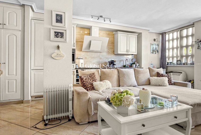 Revente - MAISON -
ORIHUELA COSTA - Costa Blanca