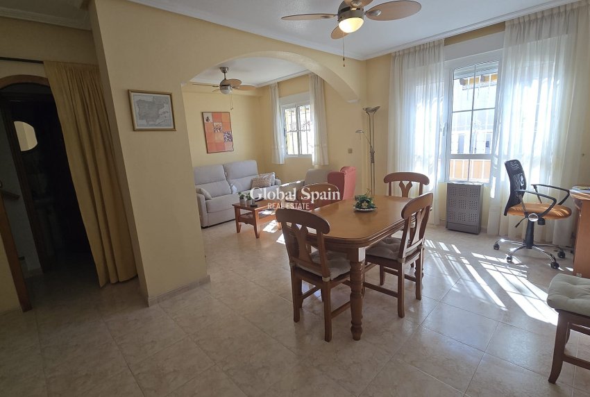 Revente - MAISON -
ORIHUELA COSTA - Costa Blanca