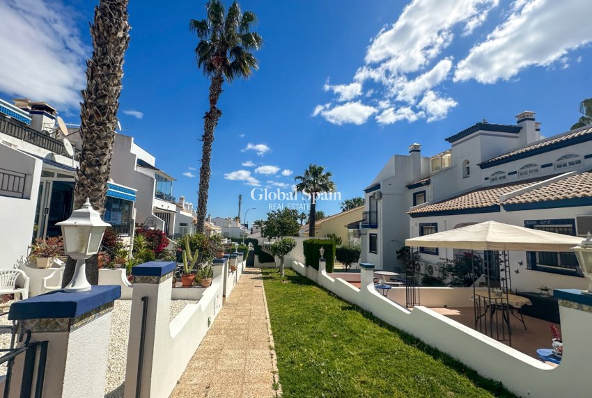 Revente - MAISON -
ORIHUELA COSTA - Costa Blanca