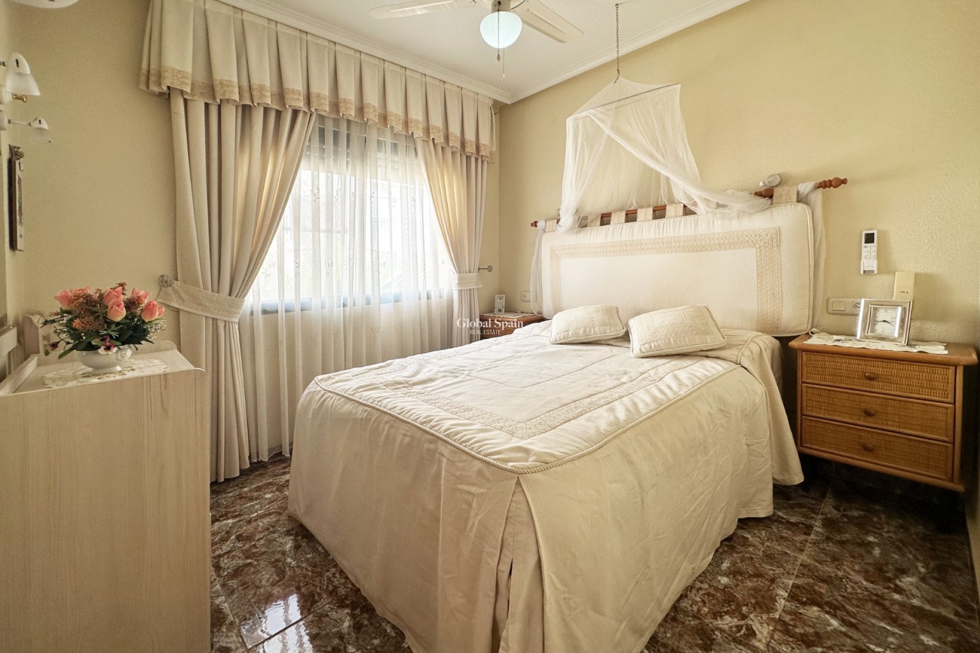 Revente - MAISON -
ORIHUELA COSTA - Costa Blanca