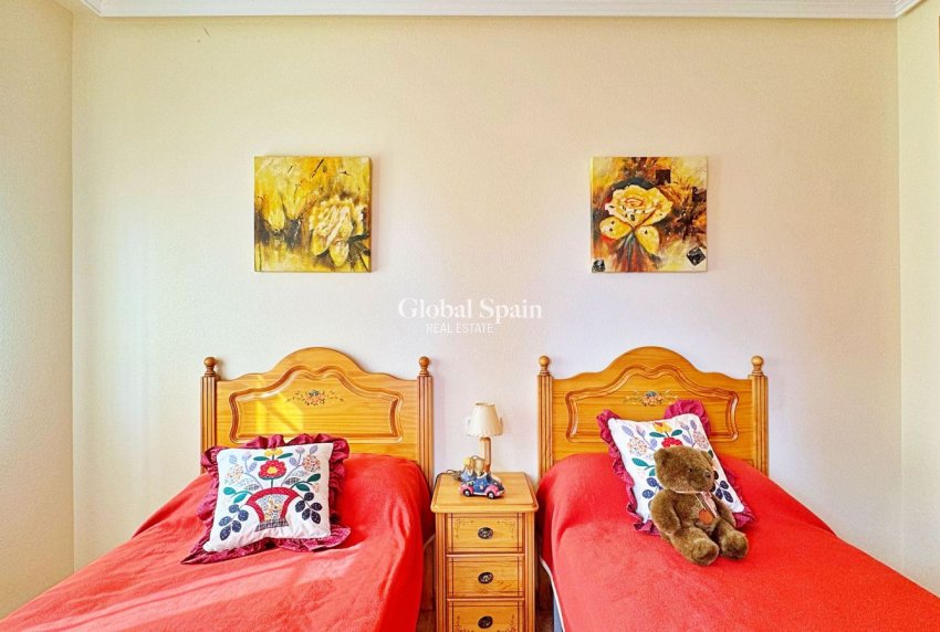 Revente - MAISON -
ORIHUELA COSTA - Costa Blanca