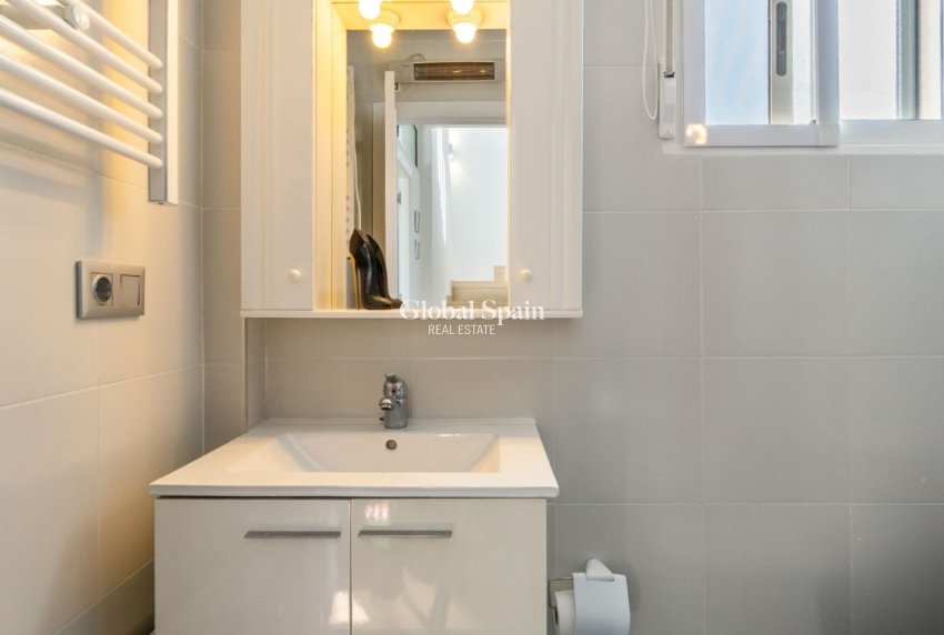 Revente - MAISON -
ORIHUELA COSTA - Costa Blanca