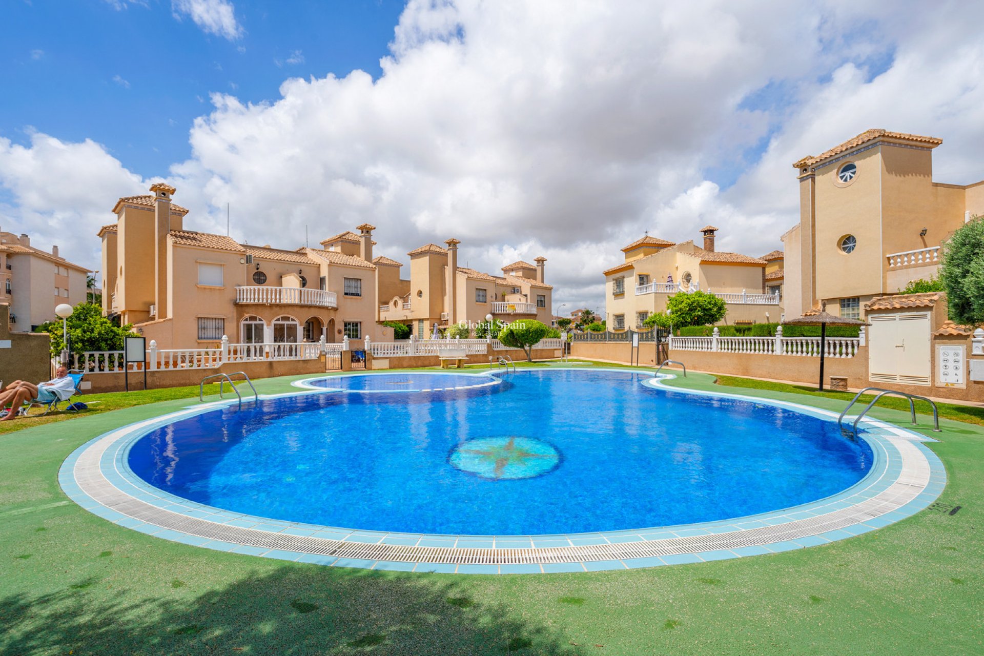 Revente - MAISON -
ORIHUELA COSTA - Costa Blanca