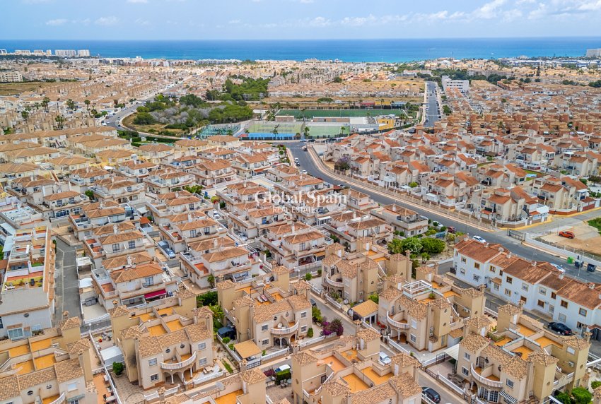 Revente - MAISON -
ORIHUELA COSTA - Costa Blanca