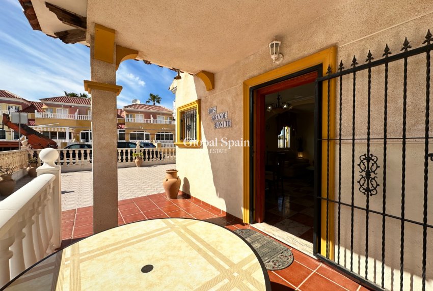 Revente - MAISON -
ORIHUELA COSTA - Costa Blanca