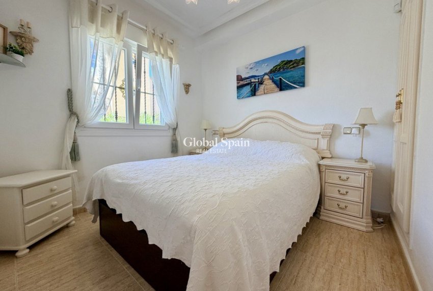 Revente - MAISON -
ORIHUELA COSTA - Costa Blanca