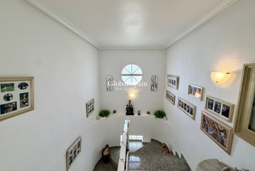 Revente - MAISON -
ORIHUELA COSTA - Costa Blanca
