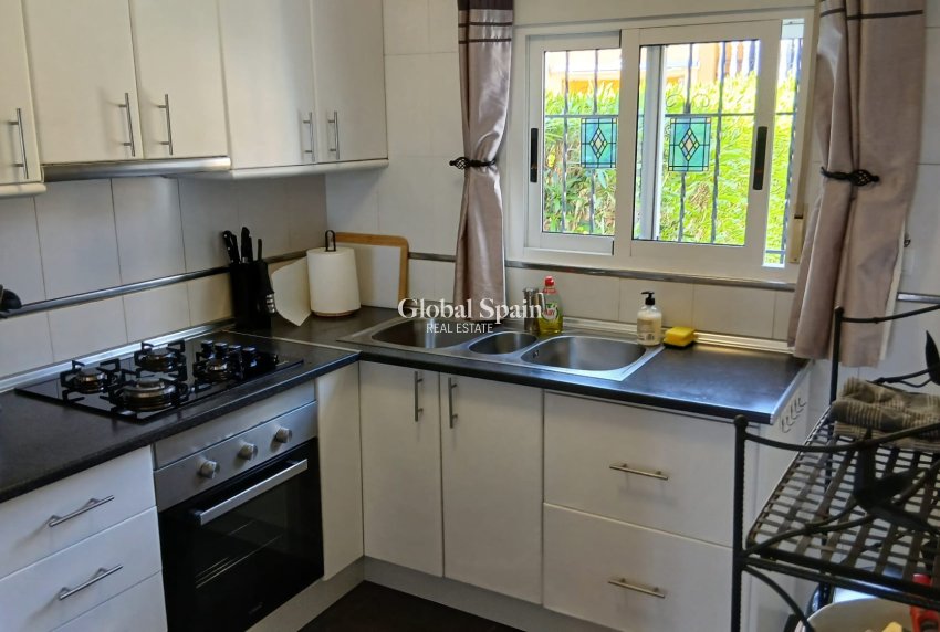 Revente - MAISON -
ORIHUELA COSTA - Costa Blanca