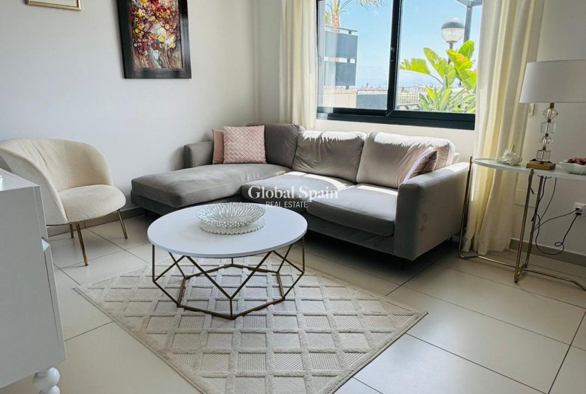 Revente - MAISON -
ORIHUELA COSTA - Costa Blanca
