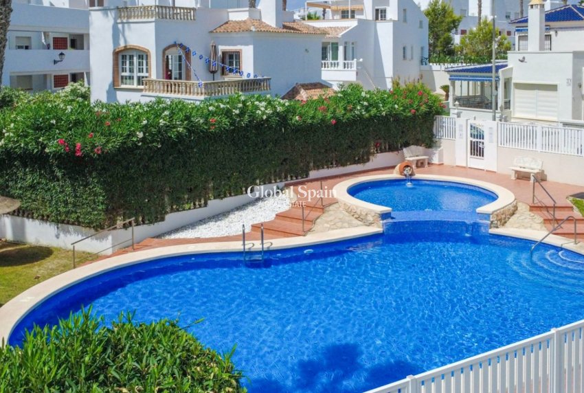 Revente - MAISON -
ORIHUELA COSTA - Costa Blanca