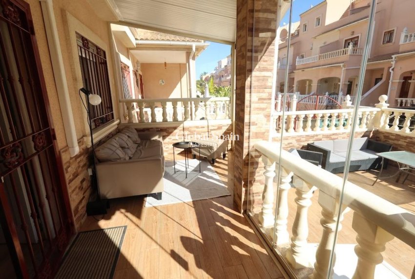Revente - MAISON -
ORIHUELA COSTA - Costa Blanca
