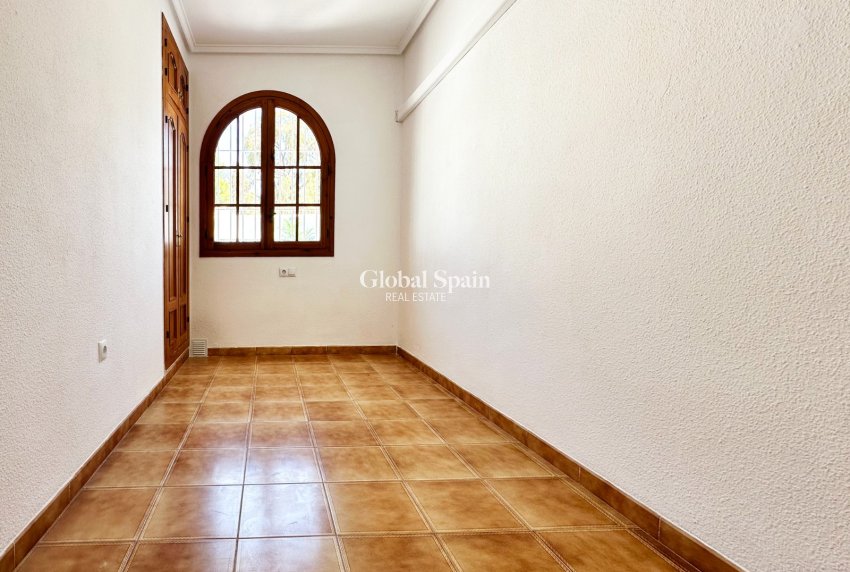 Revente - MAISON -
ORIHUELA COSTA - Costa Blanca