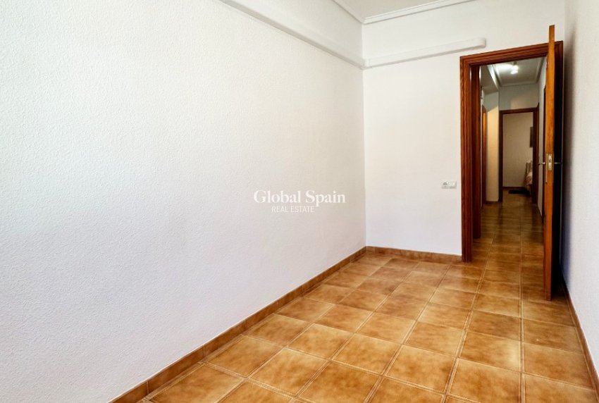 Revente - MAISON -
ORIHUELA COSTA - Costa Blanca